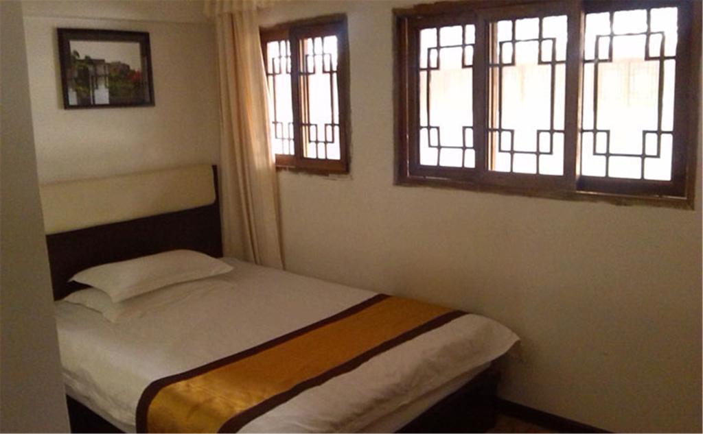 Wudangshan Yinjie Holiday Hotel Danjiangkou Habitación foto